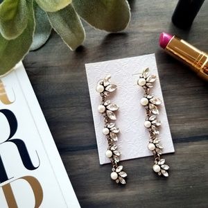 ᴇᴀʀʀɪɴɢs | elegant pearl chandelier